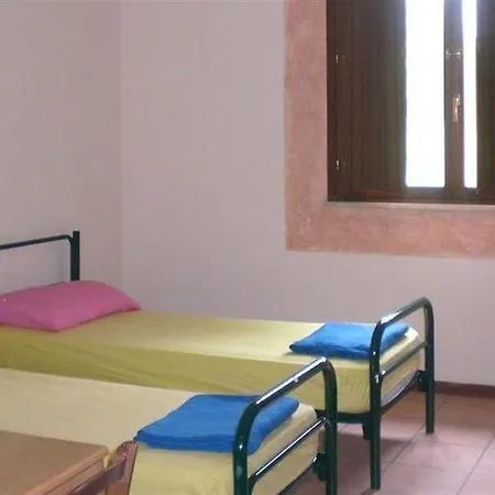 Auberge de jeunesse Mario Spagnoli *