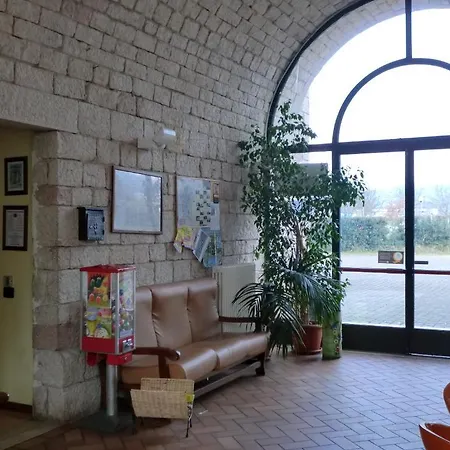 Mario Spagnoli Auberge de jeunesse