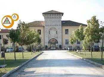 Ostello Mario Spagnoli Hotel 3*