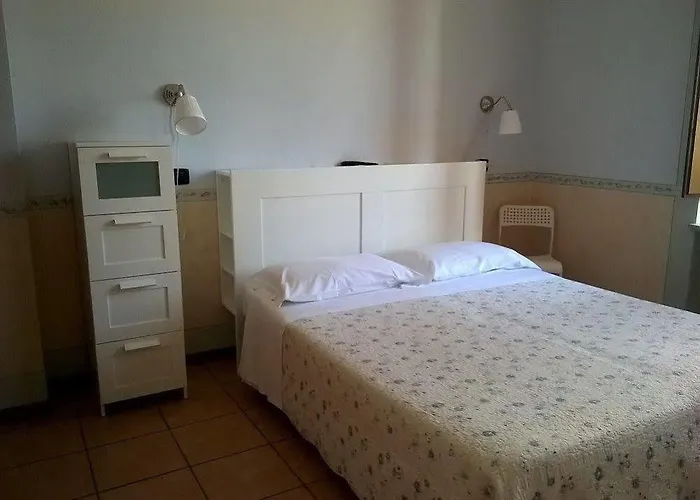 Mario Spagnoli بيت شباب *